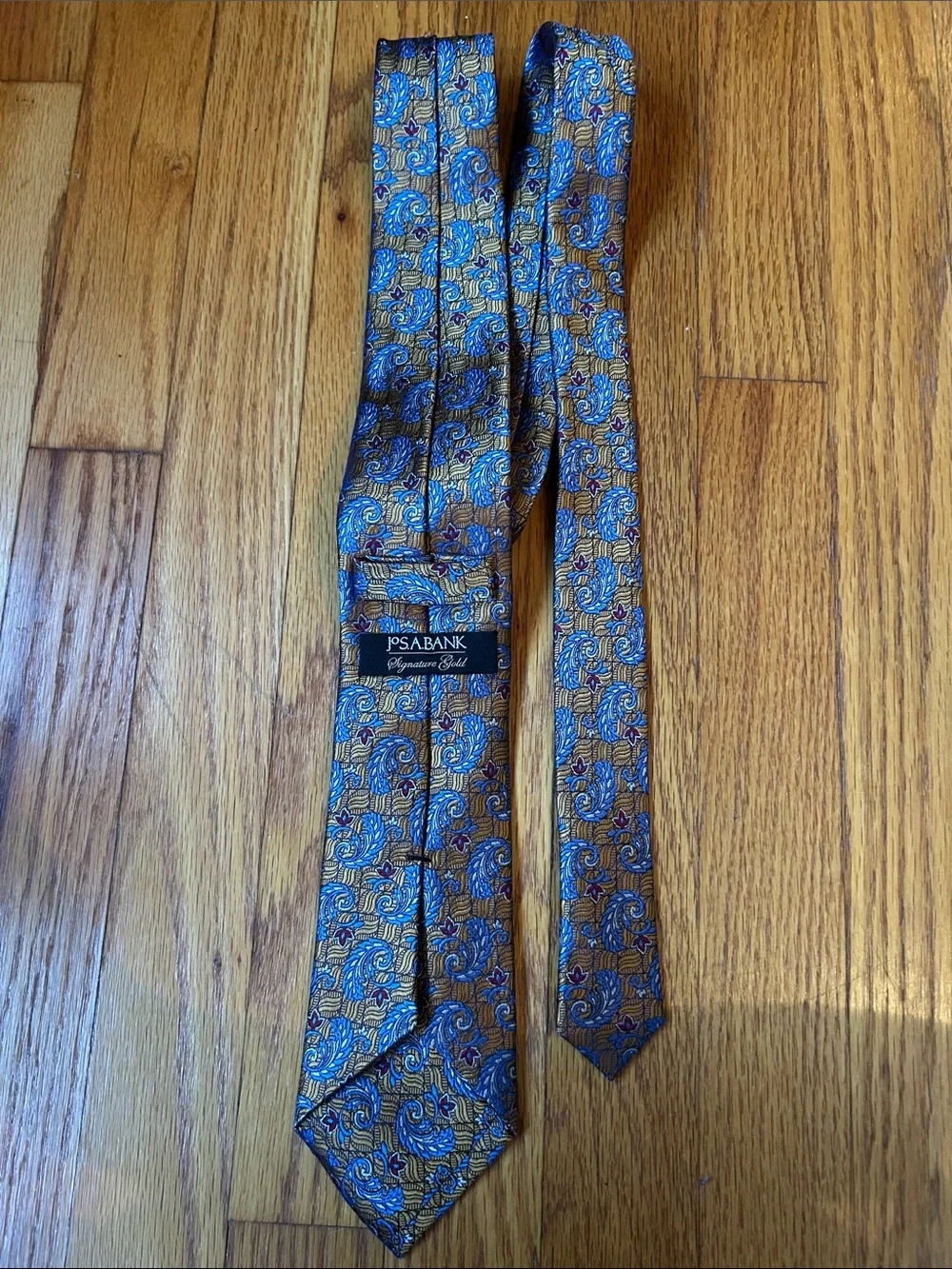 Jos. A. Bank Signature Gold 100% Silk Paisley Tie with Red Accents